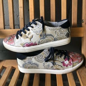 Nine West Floral Embroidered Sneakers
